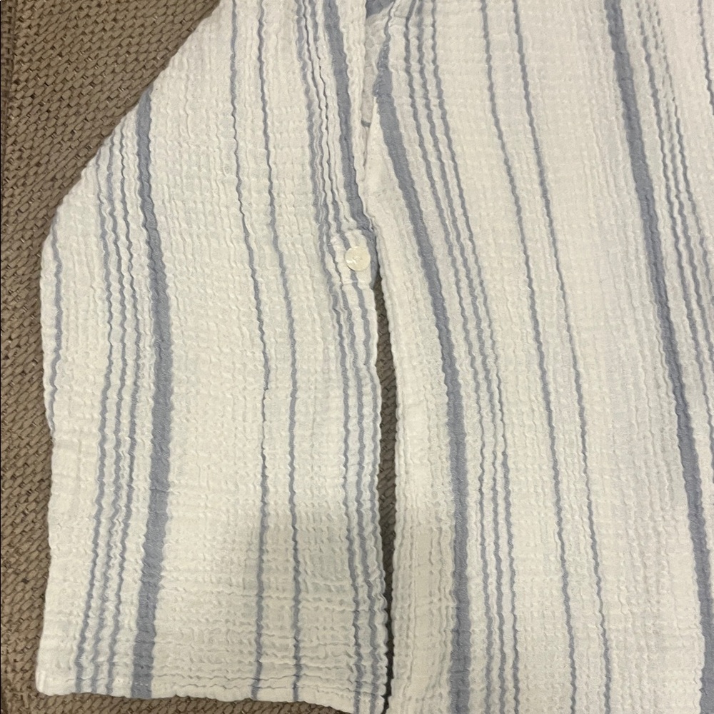 Kona Sol Casual White and Blue Striped Shirt - Picture 5 of 8